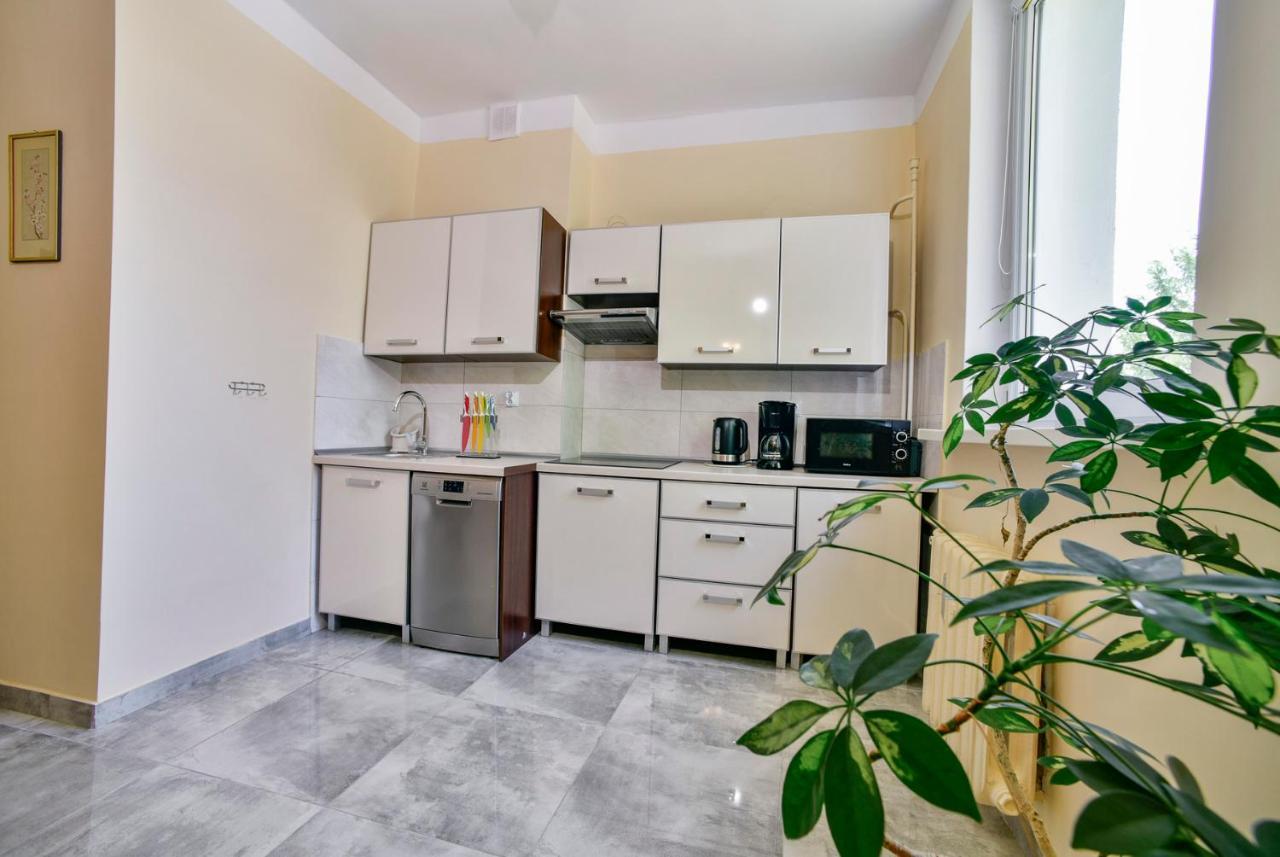 Apartament U Ewy W Kolobrzegu Podczele - 2 Sypialnie 50M2, Wifi I Darmowy Parking! Exterior photo